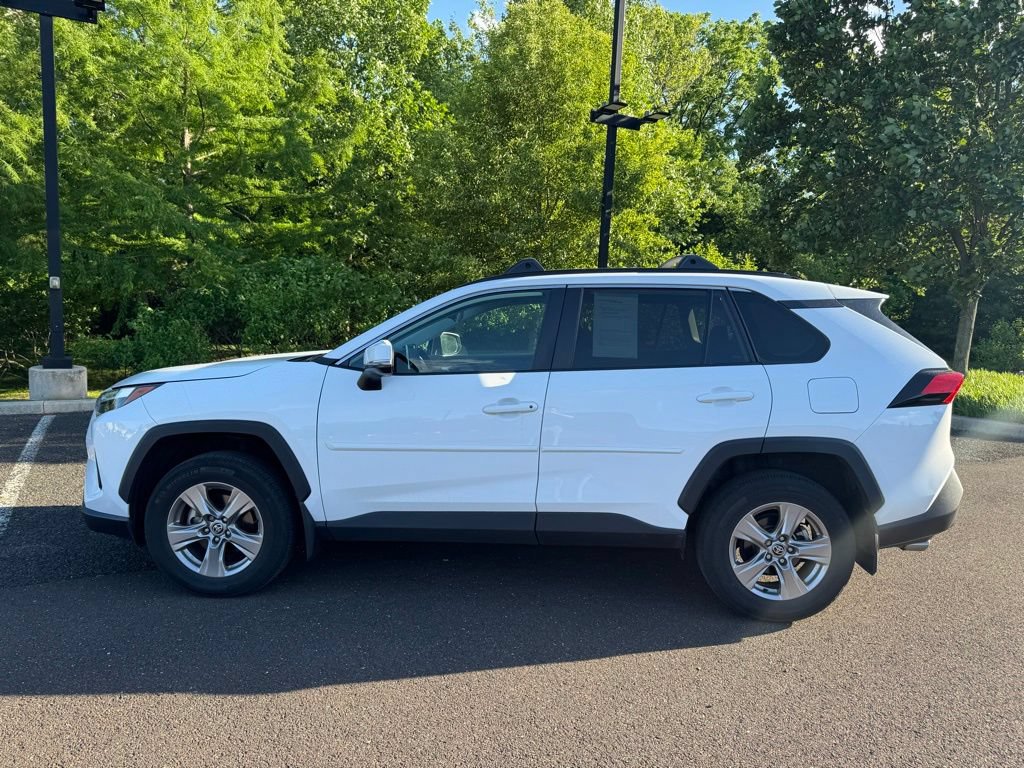 Used 2023 Toyota RAV4 XLE AWD/4WD image 34