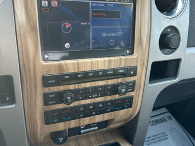 Used 2011 Ford F150 Lariat w/ Lariat Chrome Pkg image 9