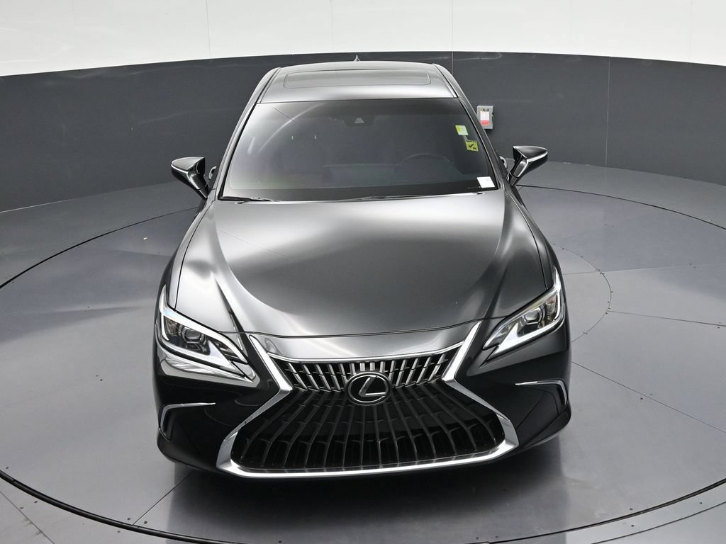 Used 2025 Lexus ES 300h w/ Premium Package FWD image 30
