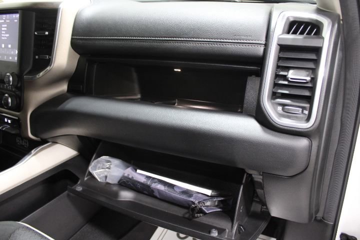 Used 2022 RAM 1500 Laramie image 28