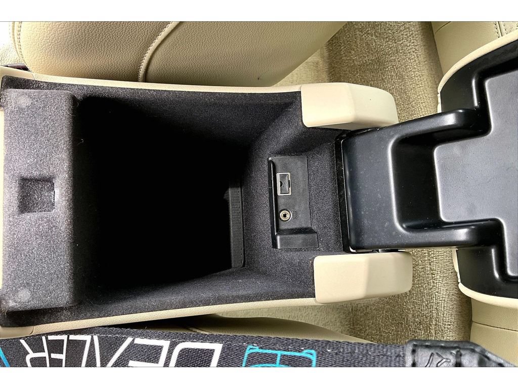 Used 2015 Volvo V60 T5 Premier FWD image 34