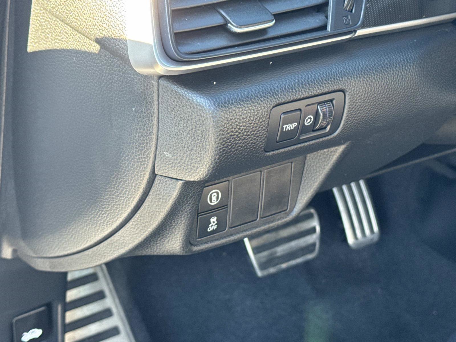 Certified 2022 Honda Accord Sport image 13