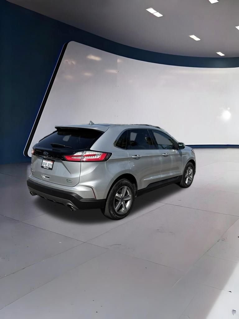 Used 2019 Ford Edge SEL FWD image 2