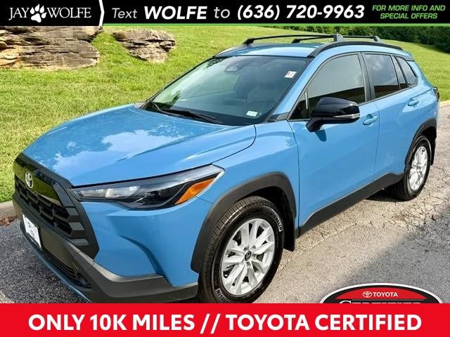 Certified 2026 Toyota Corolla Cross LE FWD image 1