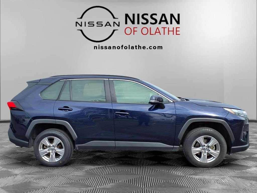 Used 2024 Toyota RAV4 XLE FWD image 29
