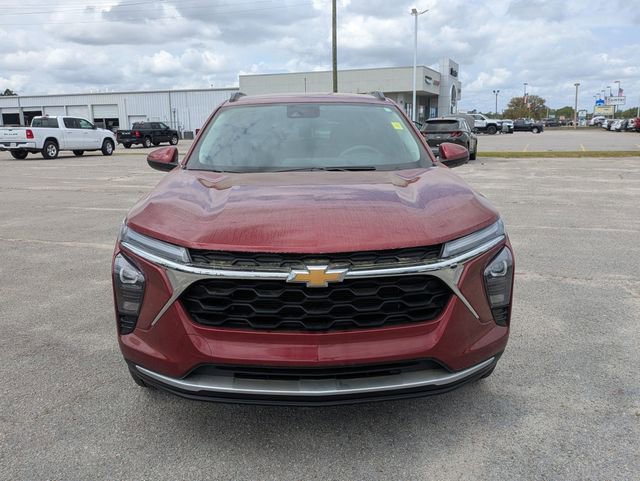 Used 2025 Chevrolet Trax LT image 8