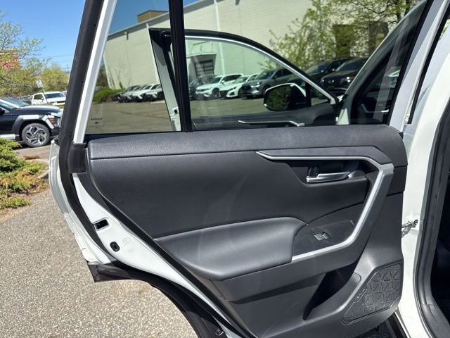 Used 2023 Toyota RAV4 XLE w/ XLE Grade Weather Package AWD/4WD image 28