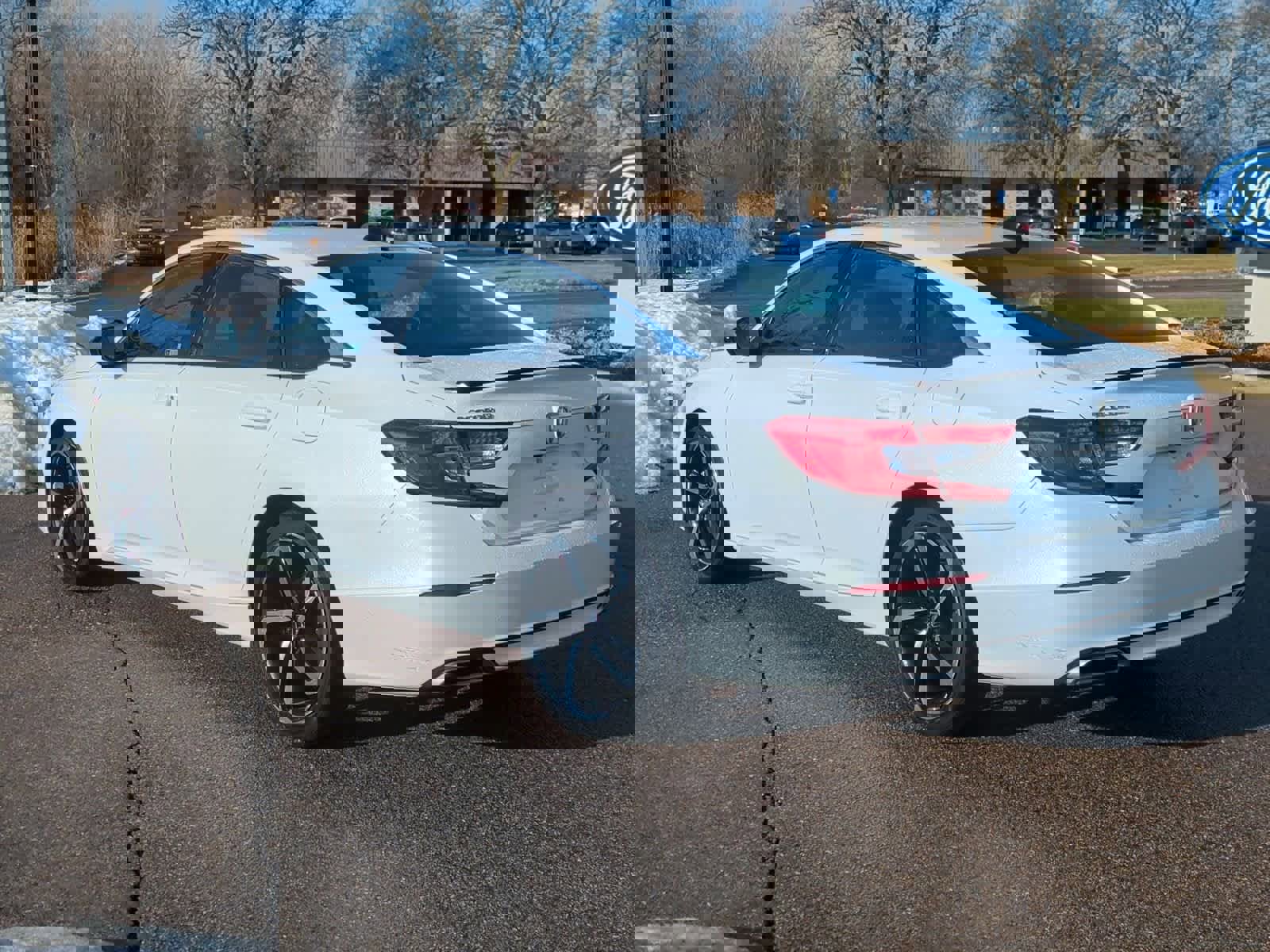 Used 2022 Honda Accord Sport image 6