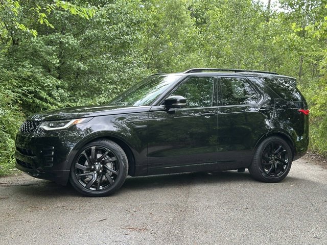 Used 2024 Land Rover Discovery Dynamic SE