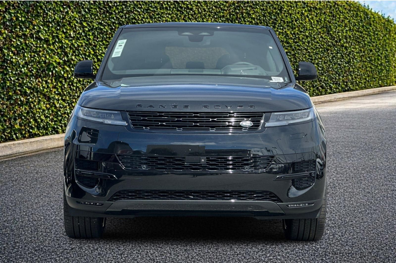 New 2026 Land Rover Range Rover Sport SE AWD/4WD image 9