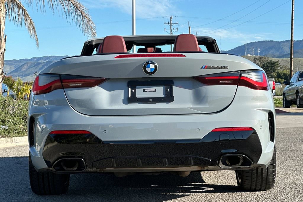Used 2023 BMW M440i Convertible w/ Premium Package image 4