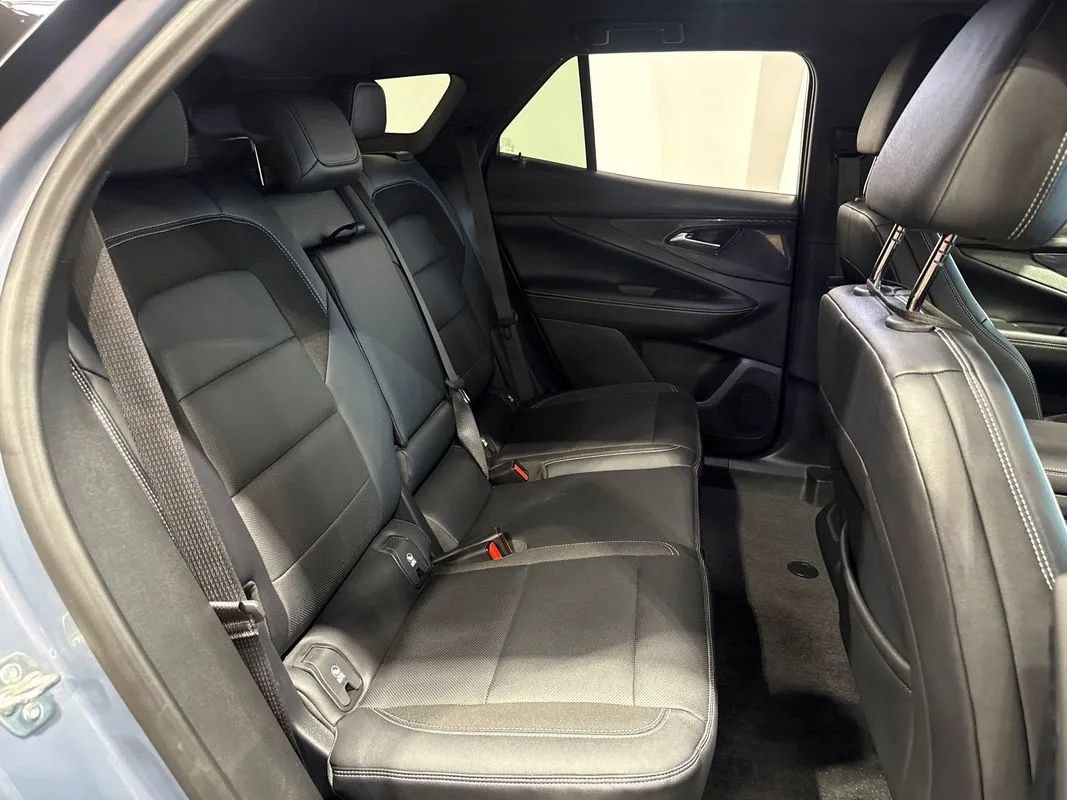 Used 2024 Chevrolet Blazer EV LT AWD/4WD image 87