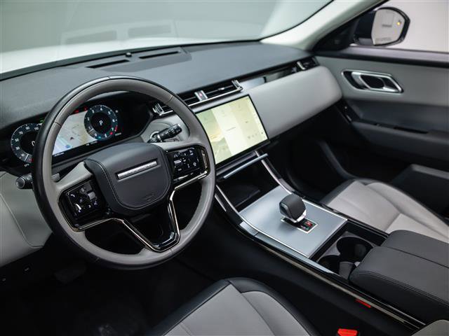 Used 2024 Land Rover Range Rover Velar S image 18