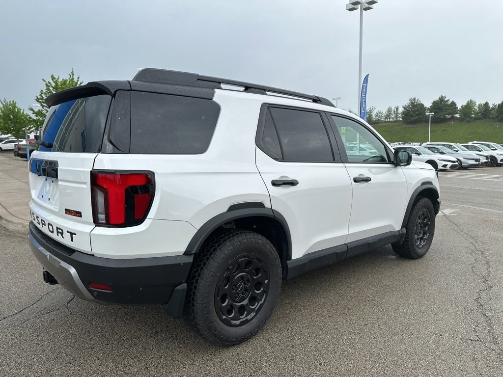 Used 2026 Honda Passport TrailSport Elite image 3