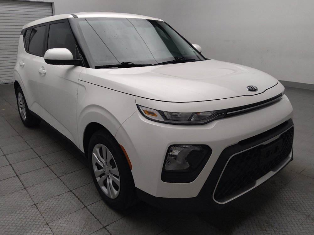 Used 2020 Kia Soul LX FWD image 13