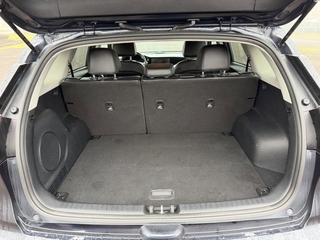 Used 2022 Kia Niro EX w/ Cold Weather Package image 11