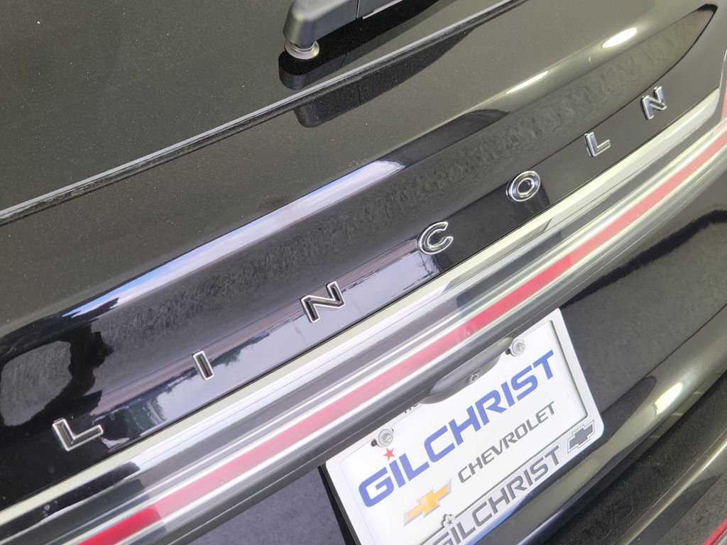 Used 2022 Lincoln Nautilus Black Label w/ Class II Trailer Tow Package image 11