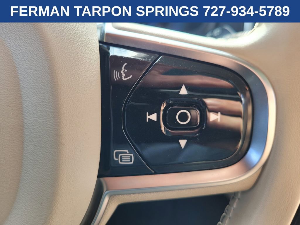 Certified 2023 Volvo XC90 B5 Core w/ Protection Package image 31