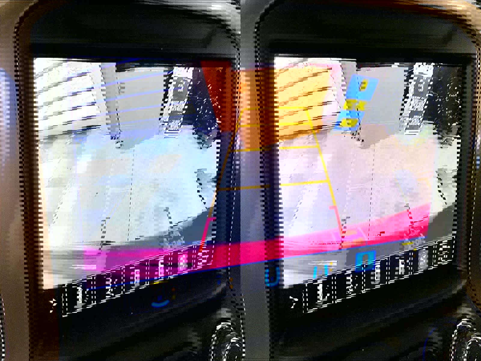 Used 2020 Chevrolet Silverado 1500 High Country w/ Technology Package image 19