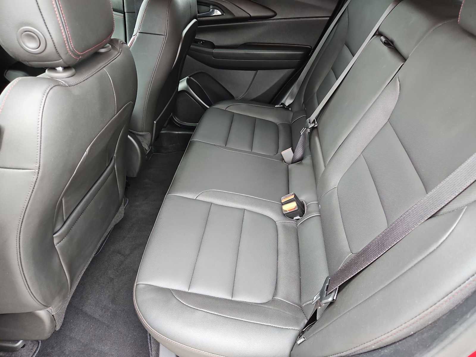 Used 2025 Chevrolet TrailBlazer RS w/ Driver Confidence Package FWD image 22
