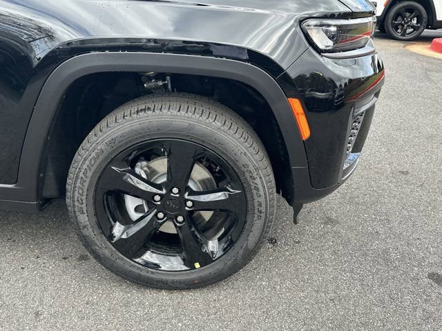 New 2026 Jeep Grand Cherokee Limited image 12