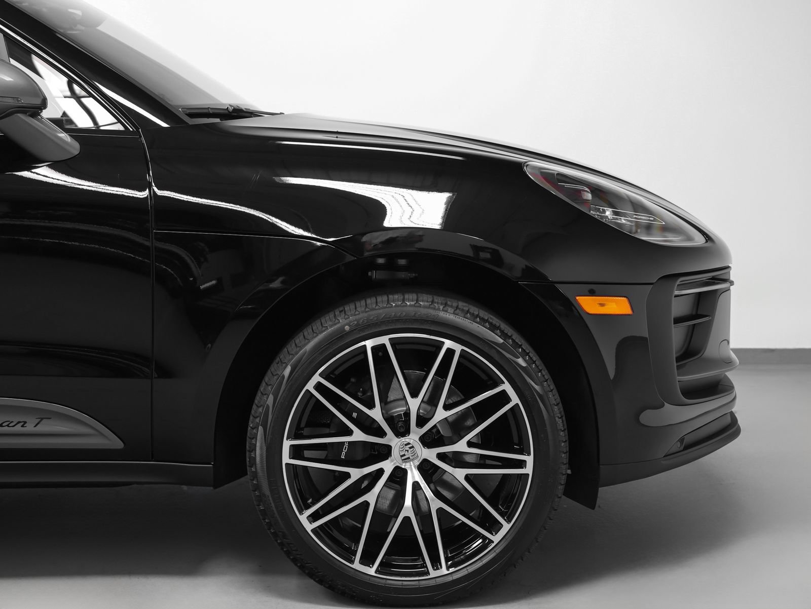 New 2026 Porsche Macan Turbo AWD/4WD image 16