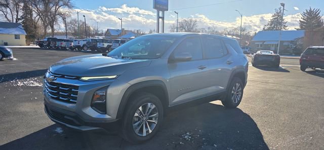 Used 2025 Chevrolet Equinox LT image 3