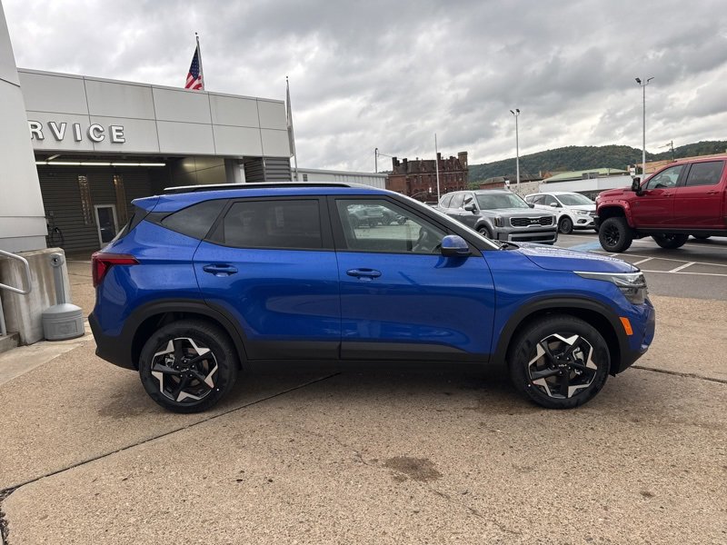 New 2026 Kia Seltos S image 8