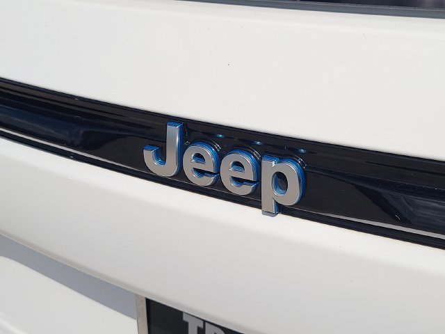 Used 2024 Jeep Grand Cherokee Limited 4xe AWD/4WD image 37