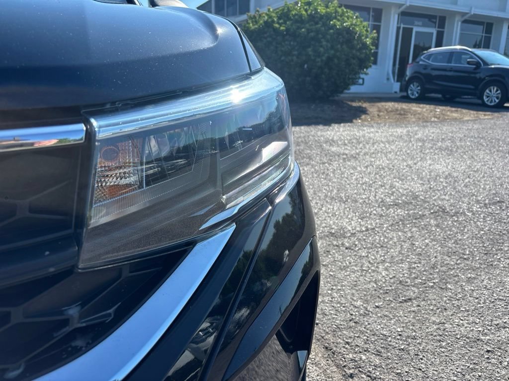Certified 2023 Volkswagen Taos S FWD image 11
