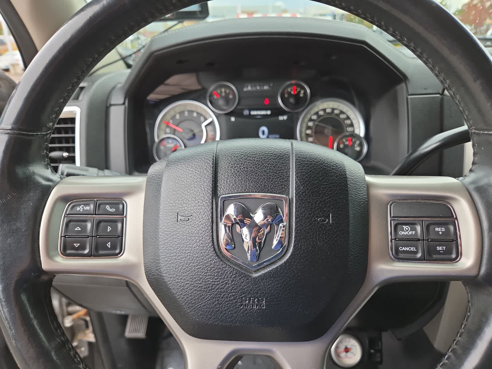 Used 2014 RAM 2500 Laramie w/ Convenience Group AWD/4WD image 23