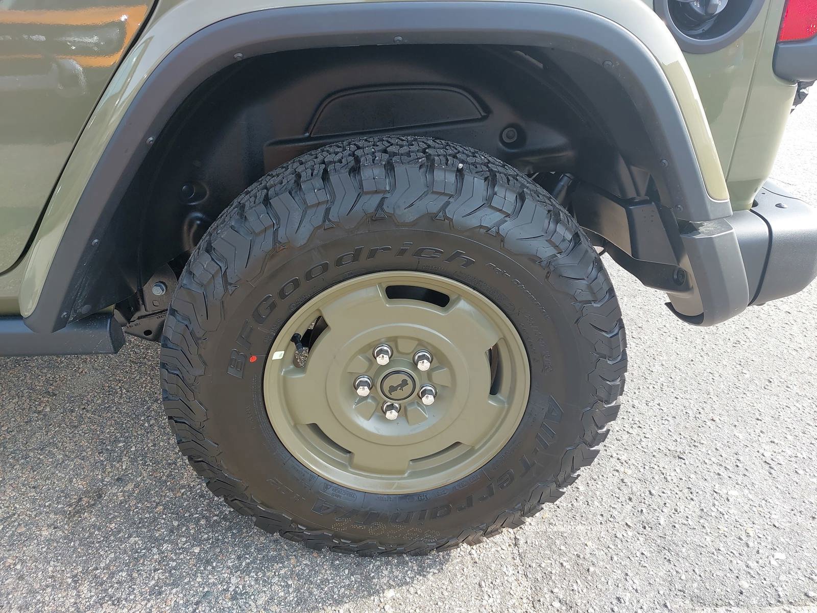 New 2026 Jeep Wrangler Unlimited Sport AWD/4WD image 30