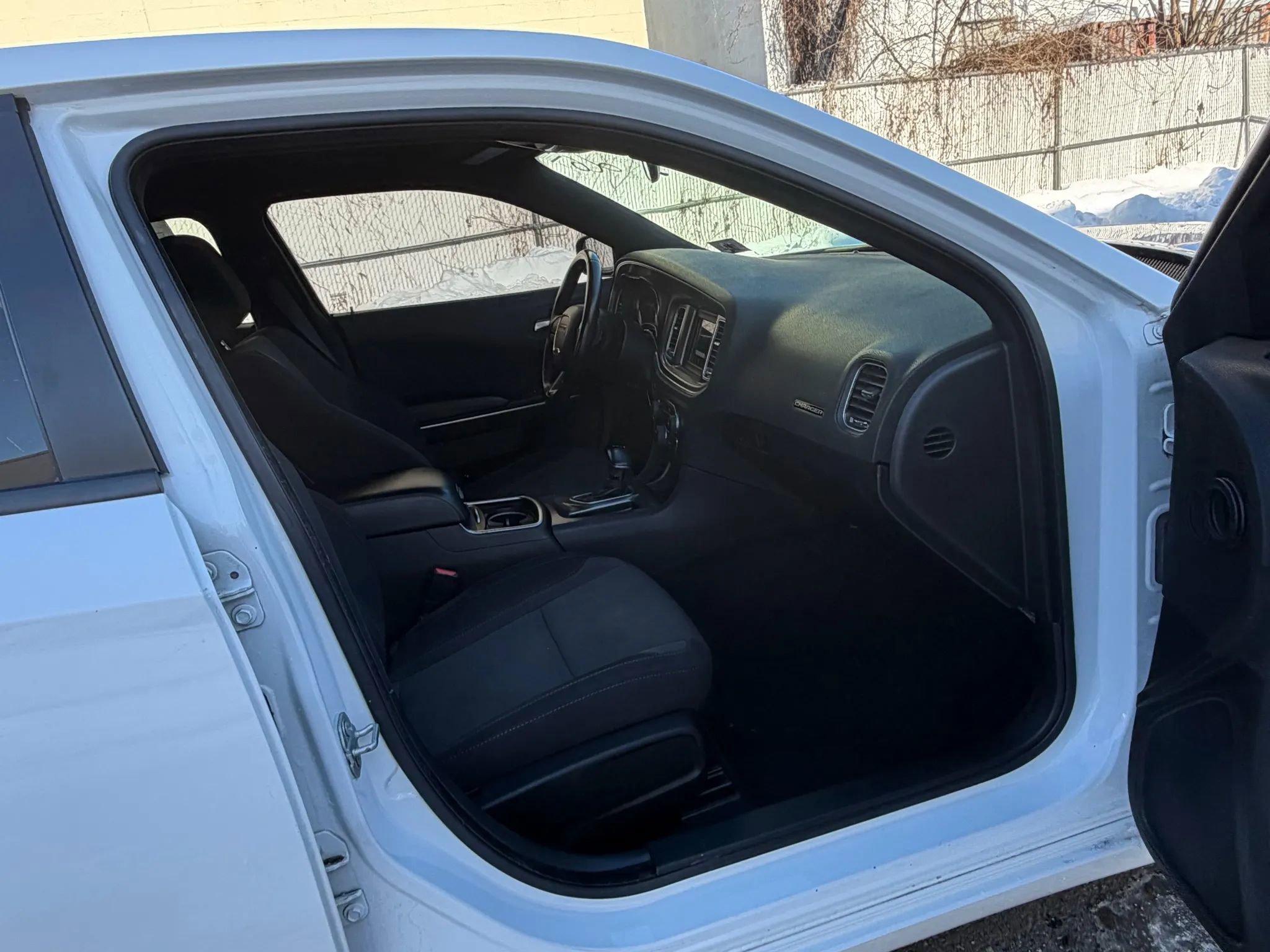 Used 2019 Dodge Charger SXT image 12