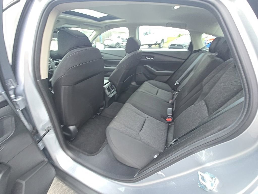 Certified 2025 Honda Accord SE image 25