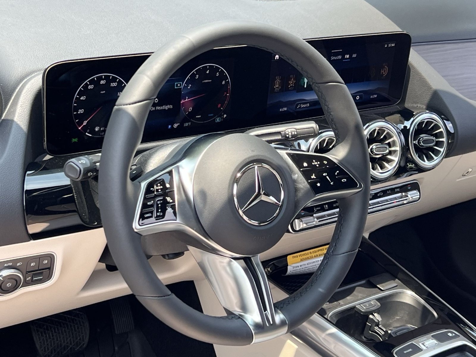 New 2026 Mercedes-Benz GLA 250 4MATIC image 21