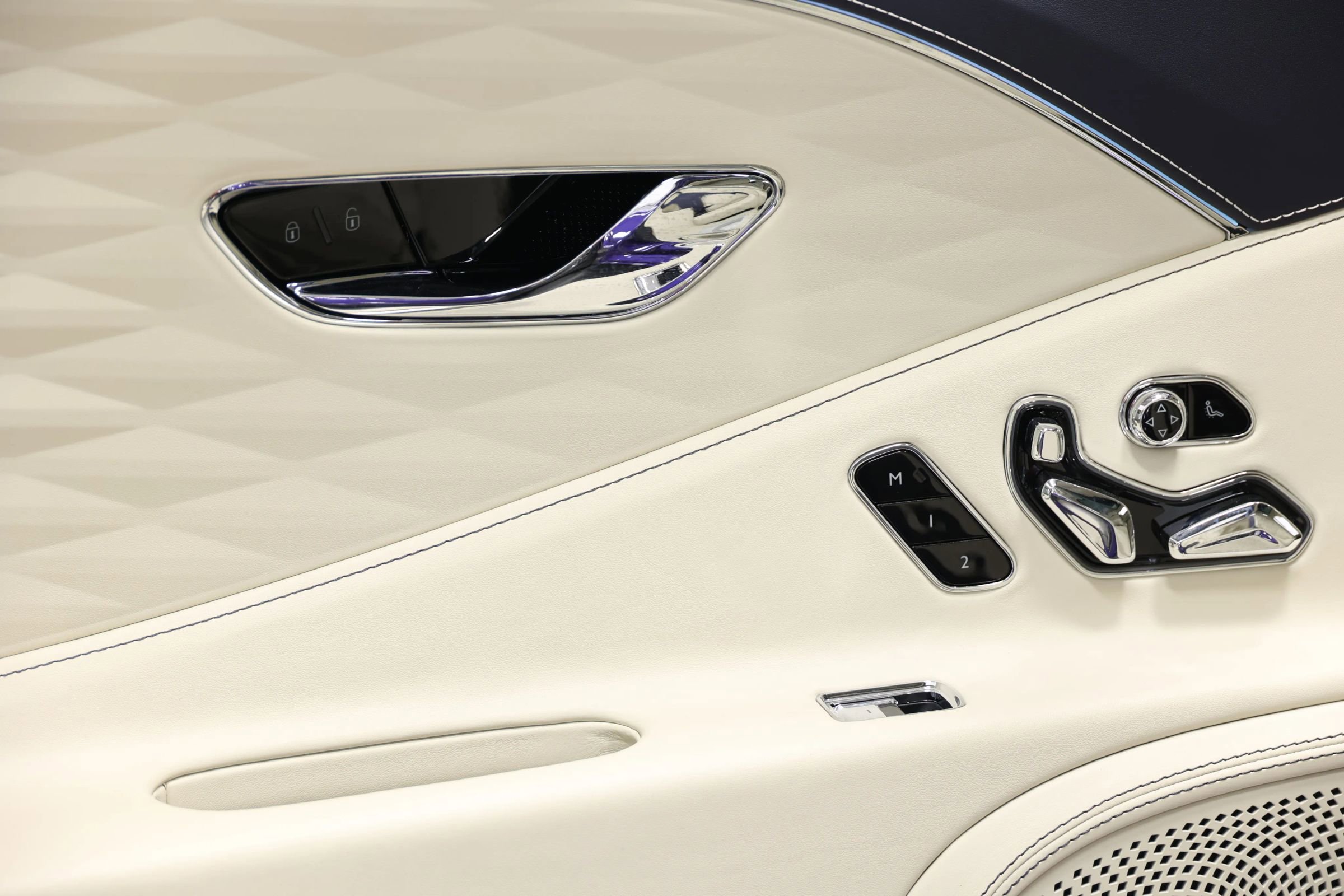 Used 2020 Bentley Flying Spur W12 w/ First Edition Specification image 62