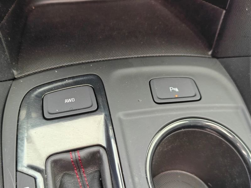 Used 2022 Chevrolet Equinox RS w/ RS Leather Package image 41