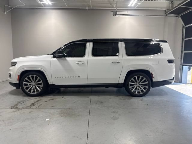 Used 2023 Jeep Grand Wagoneer L Series II AWD/4WD image 10