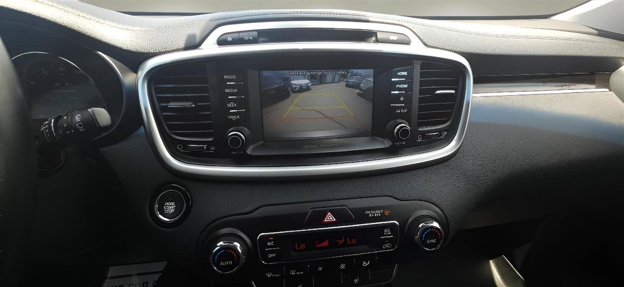 Used 2019 Kia Sorento EX AWD/4WD image 37