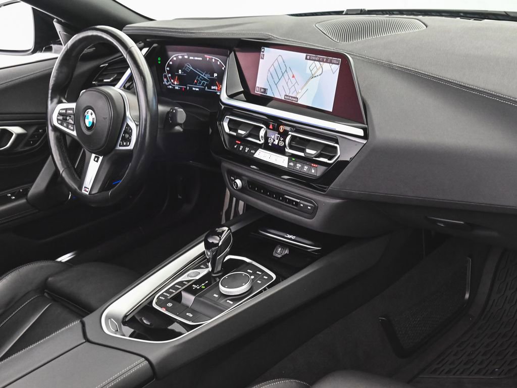 Used 2022 BMW Z4 M40i w/ Premium Package RWD image 43