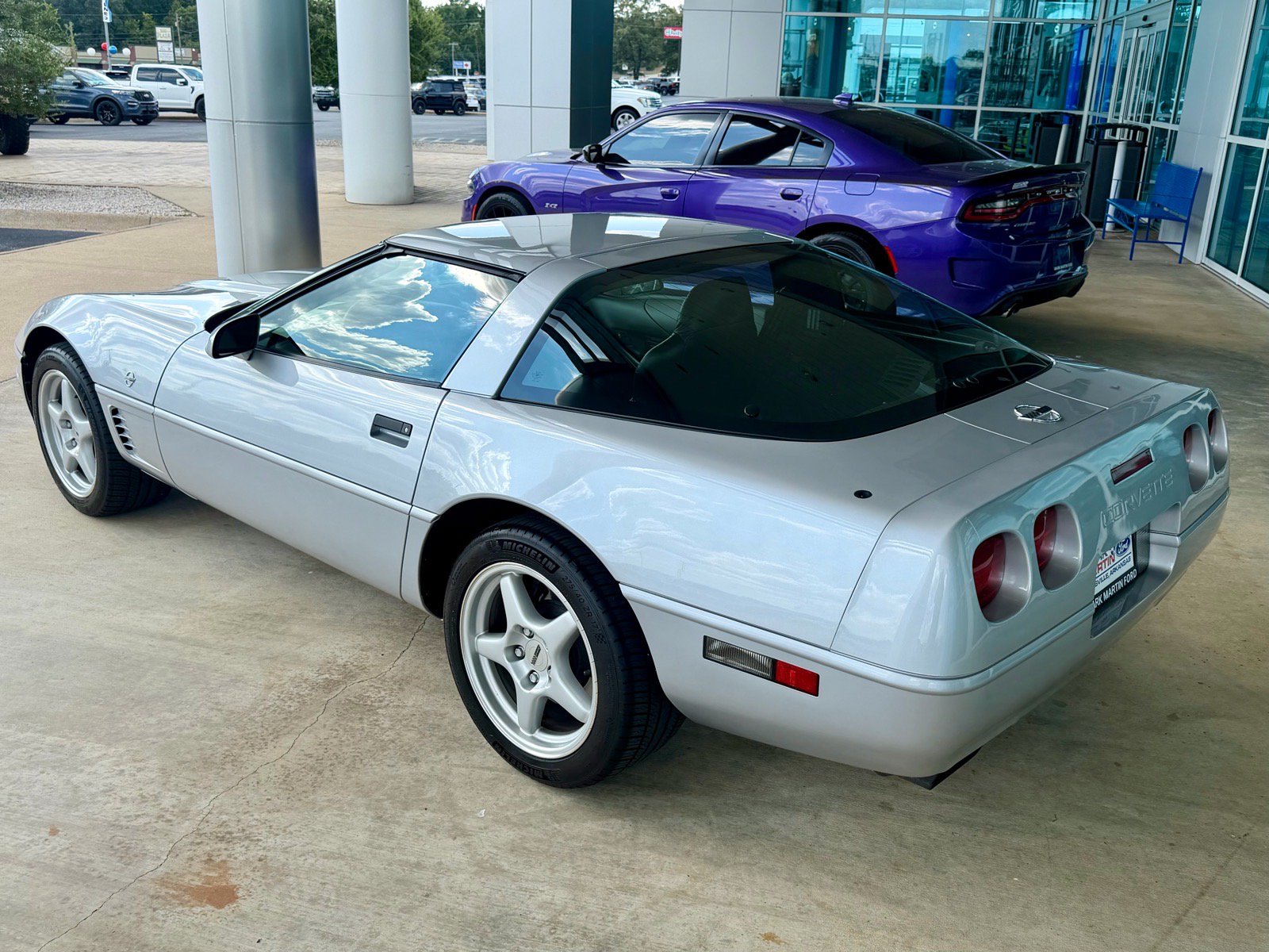 Used 1996 Chevrolet Corvette Coupe RWD image 9