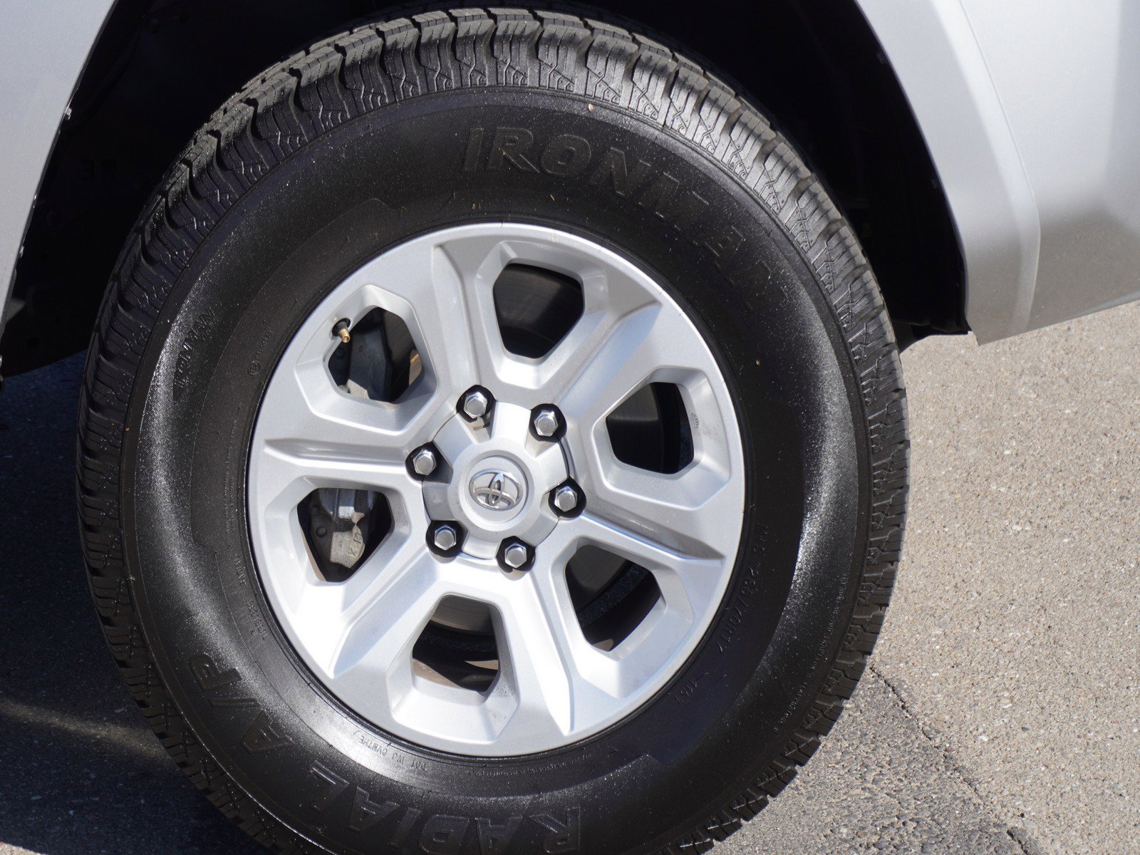 Used 2023 Toyota 4Runner SR5 image 5