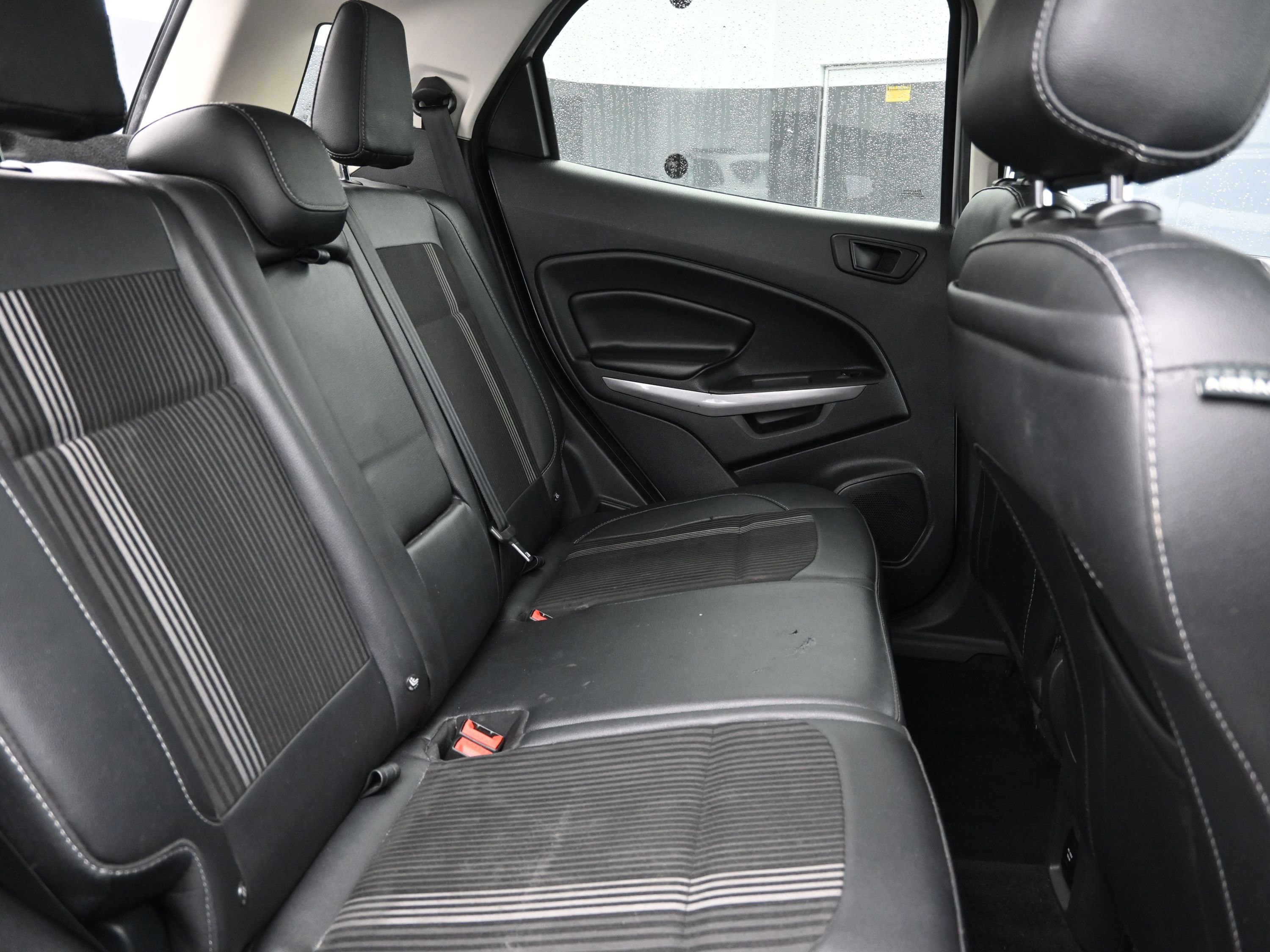 Used 2021 Ford EcoSport SES image 24