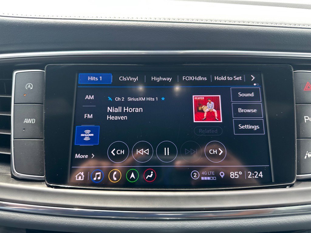 Used 2024 Buick Enclave Premium image 14