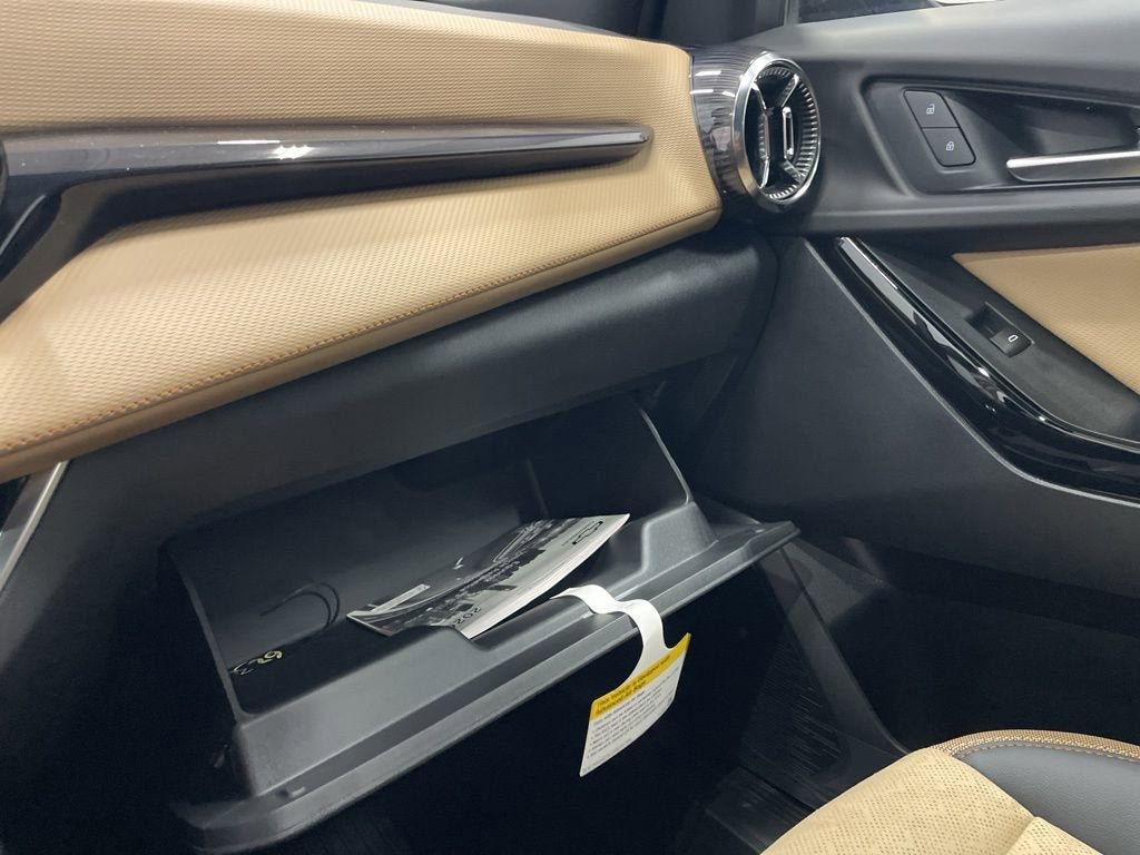 New 2026 Chevrolet Equinox ACTIV w/ Convenience Package III image 18