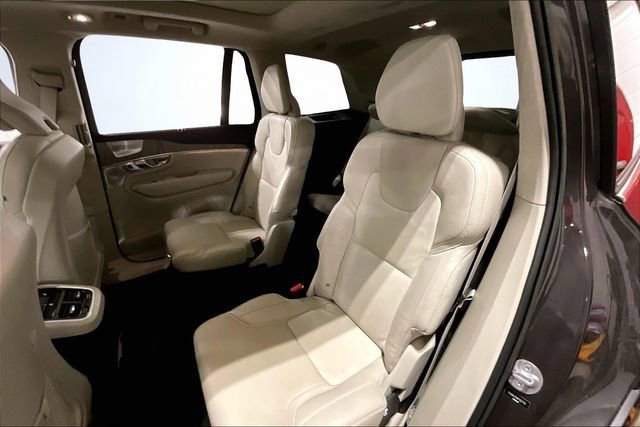 Certified 2023 Volvo XC90 B6 Ultimate w/ Lounge Package image 27