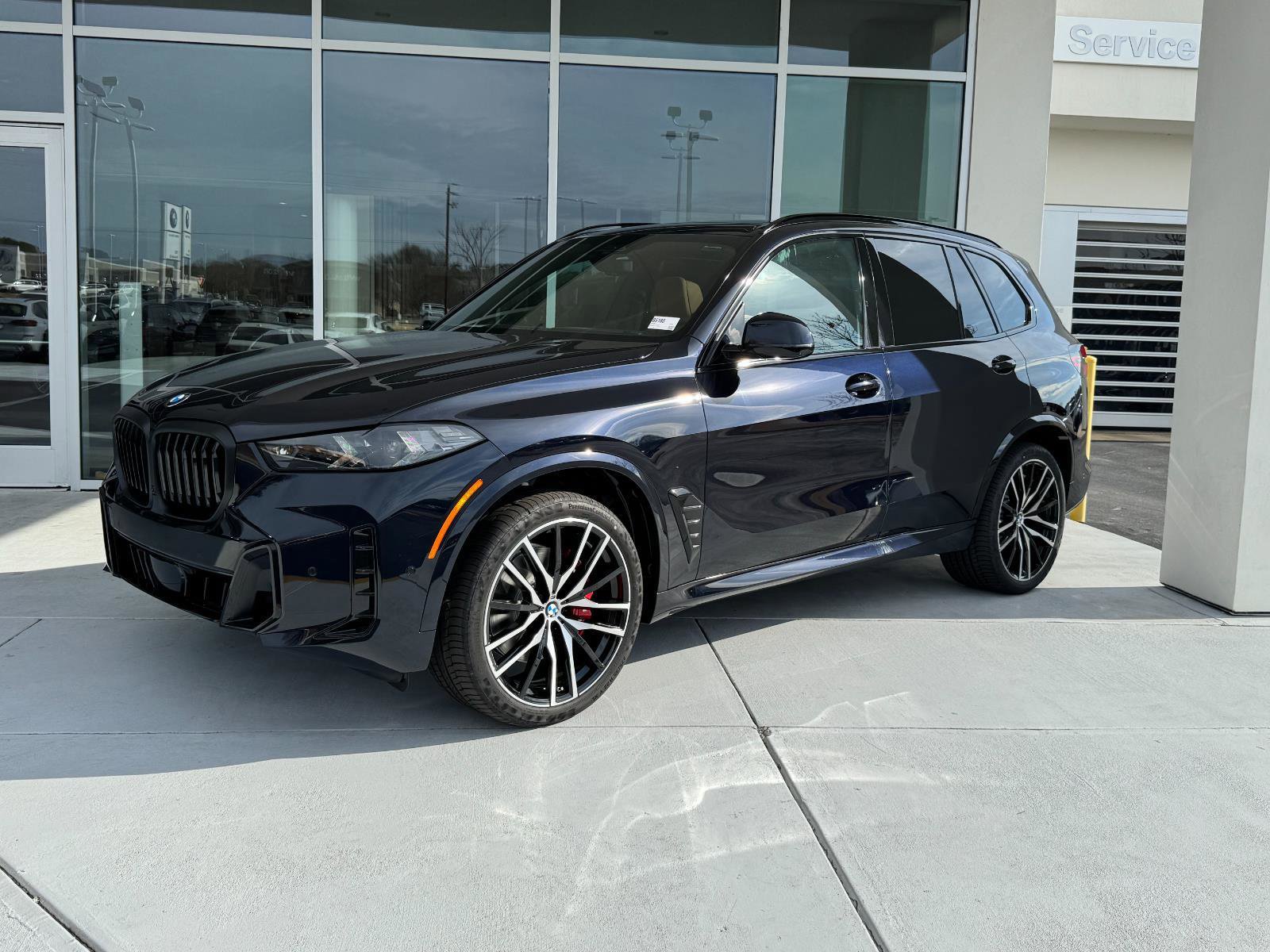 New 2026 BMW X5 sDrive40i image 2