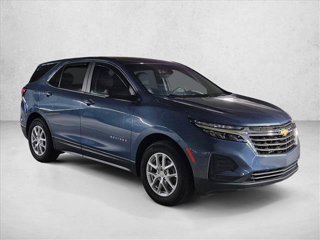 Used 2024 Chevrolet Equinox LS w/ LS Convenience Package FWD image 3