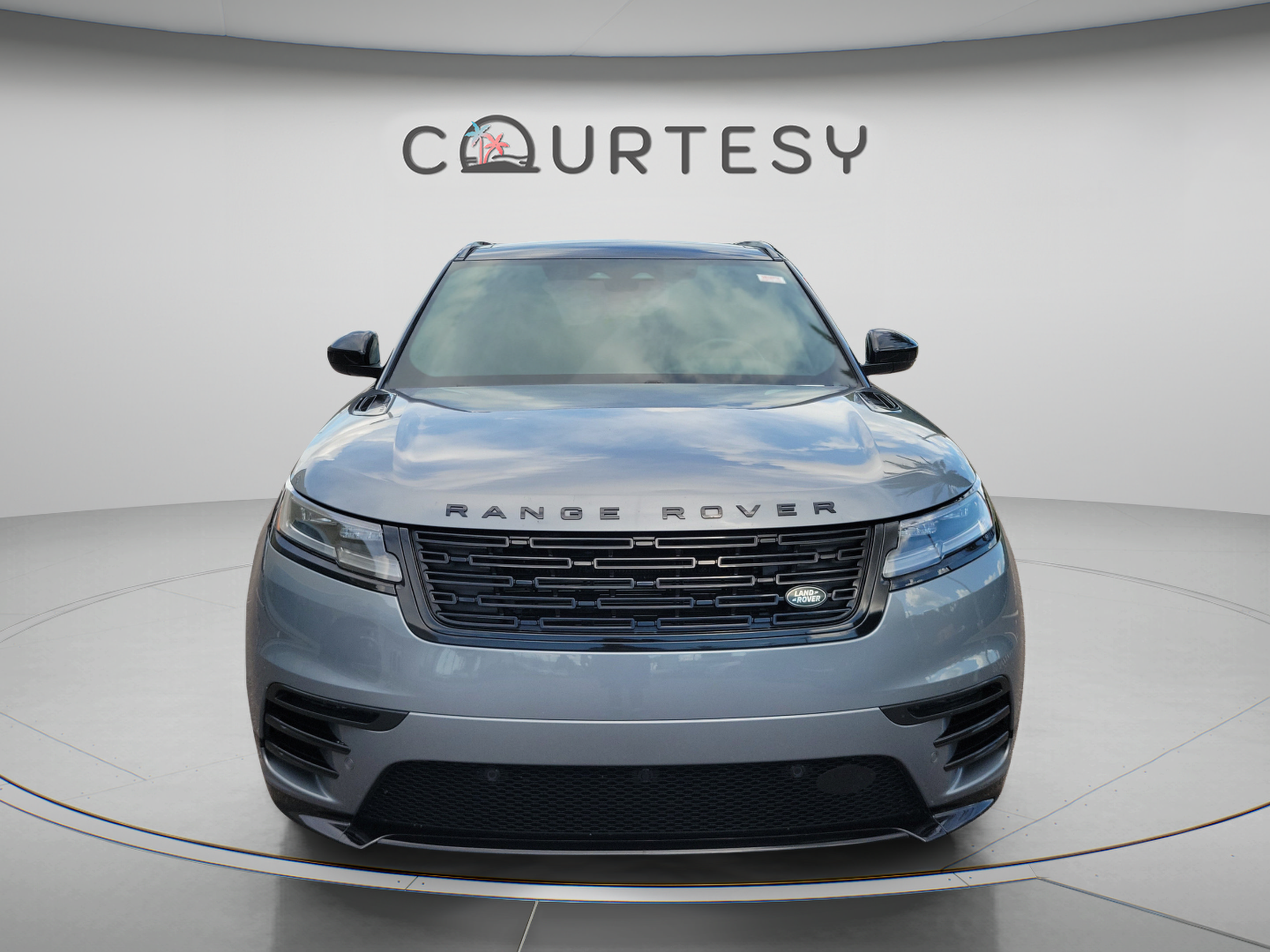 Used 2024 Land Rover Range Rover Velar Dynamic SE AWD/4WD image 8