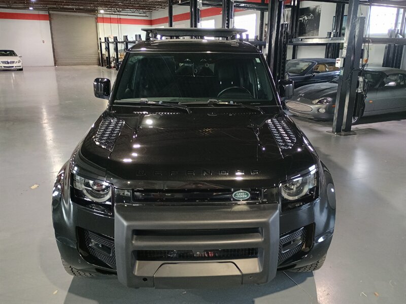 Used 2022 Land Rover Defender 110 X-Dynamic SE AWD/4WD image 9
